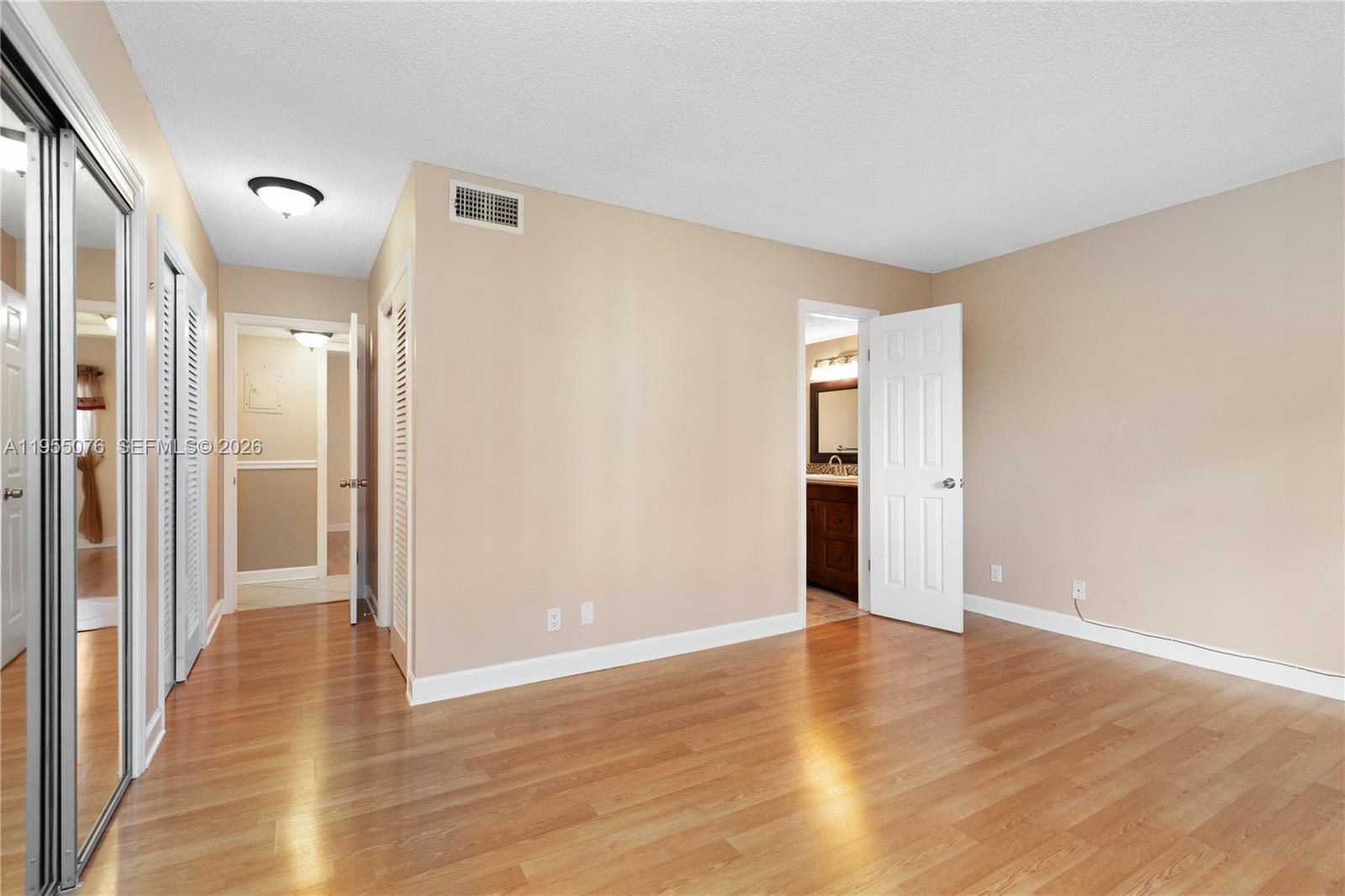 Photo of 301 14th Ave  #307, Hallandale Beach, Florida, 33009 - 