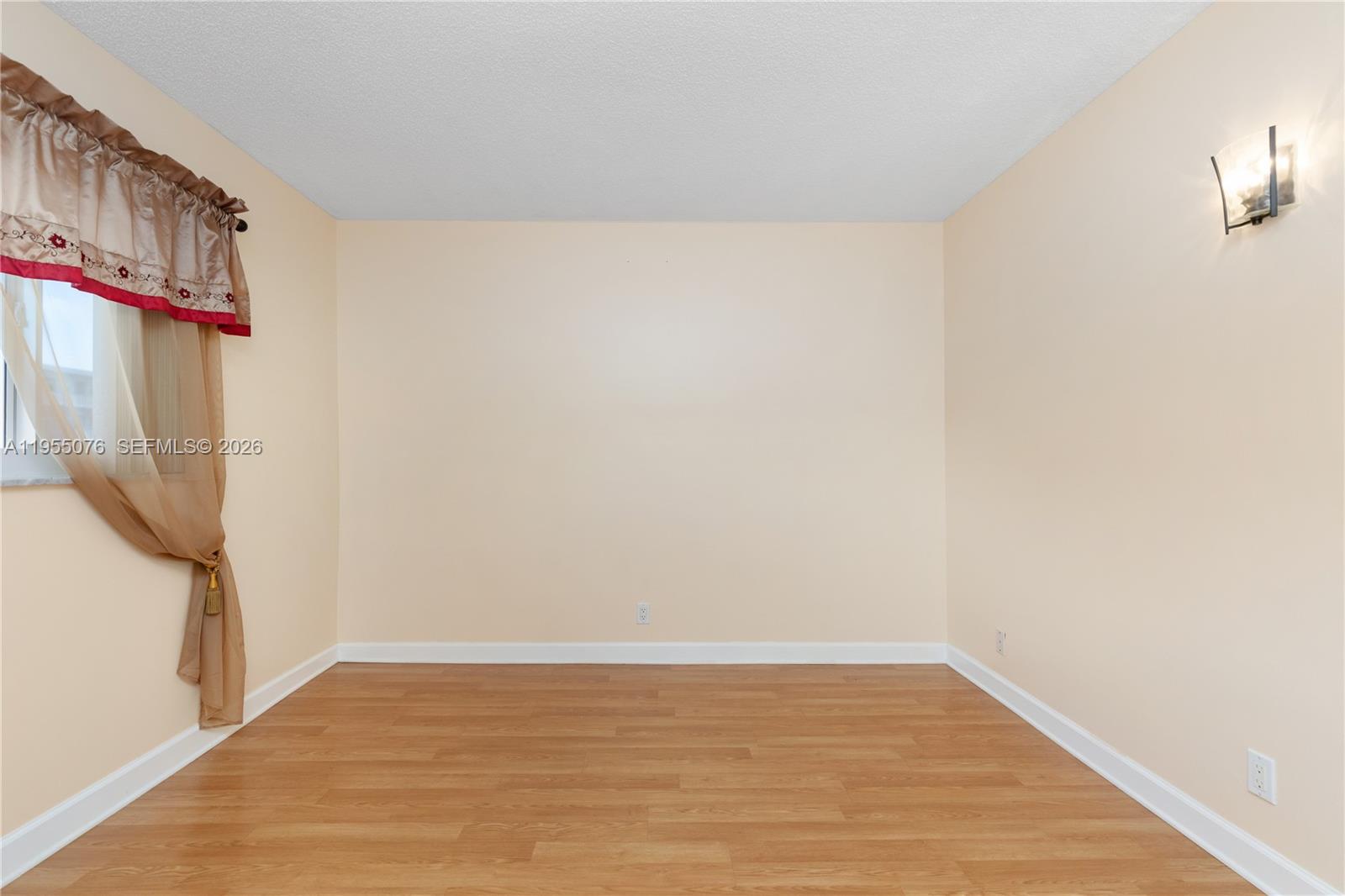 Photo of 301 14th Ave  #307, Hallandale Beach, Florida, 33009 - 