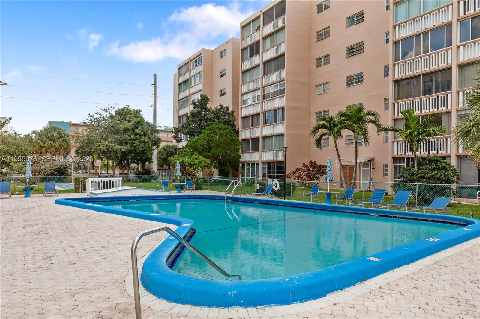 Photo of 301 14th Ave  #307, Hallandale Beach, Florida, 33009 - 