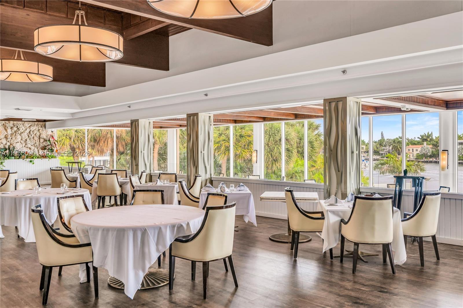 Photo of 20281 Country Club Dr  #210, Aventura, Florida, 33180 - The restaurant