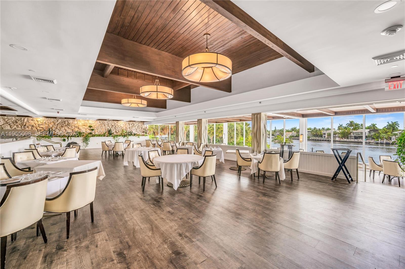 Photo of 20281 Country Club Dr  #210, Aventura, Florida, 33180 - The restaurant