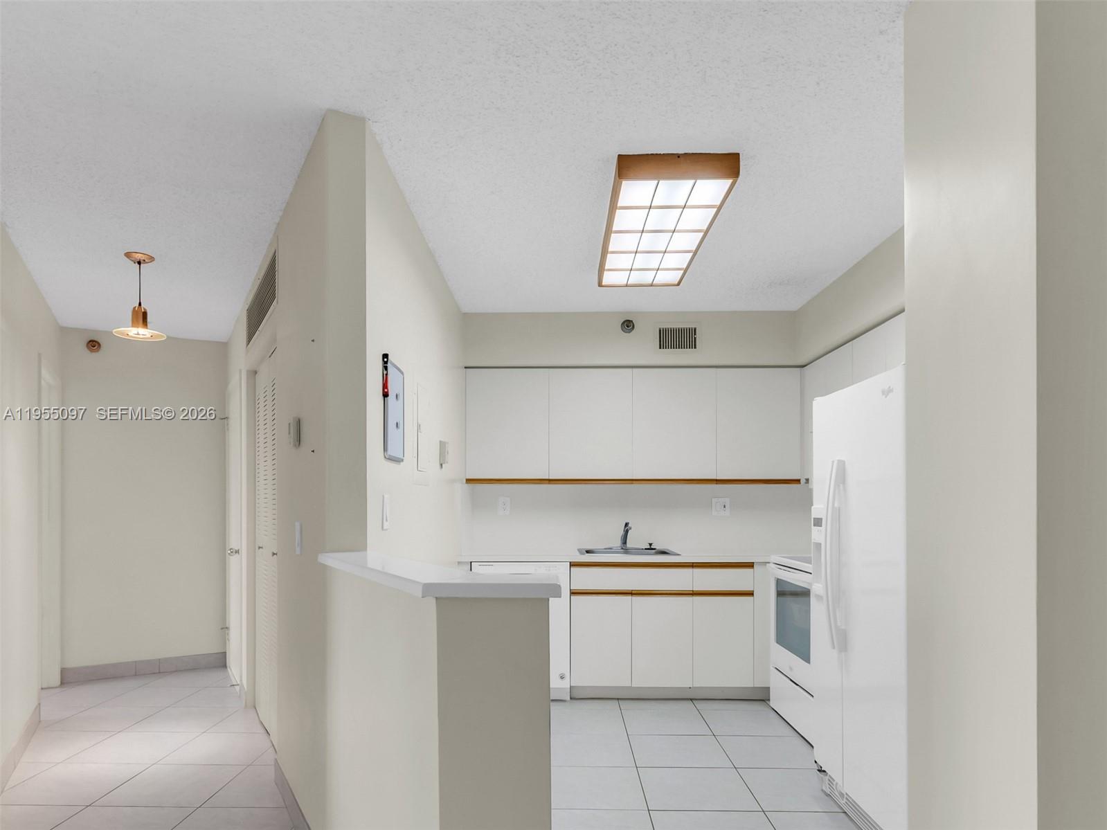 Photo of 3400 192nd St  #910, Aventura, Florida, 33180 - 