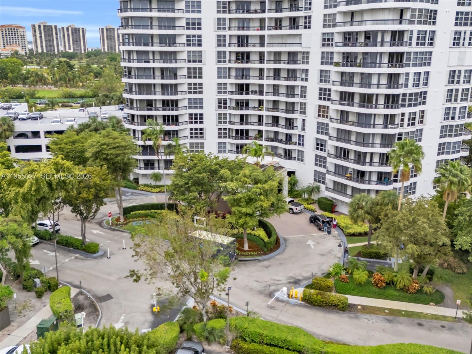 Photo of 3400 192nd St  #910, Aventura, Florida, 33180 - 