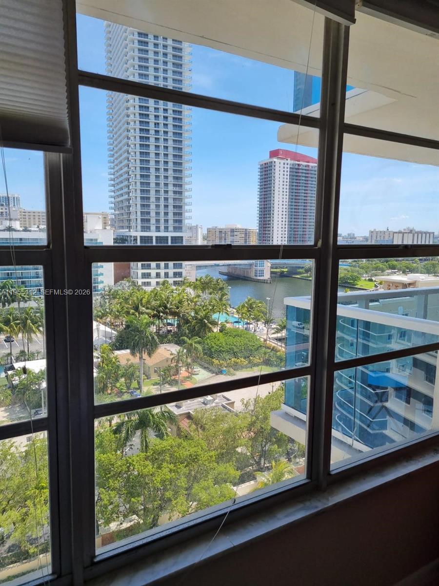 Photo of 3800 Ocean Dr  #1008, Hollywood, Florida, 33019 - 