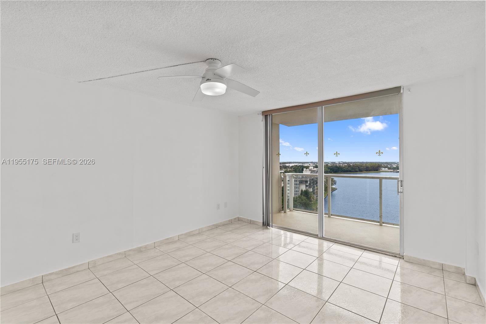 1424W 1 / 2 861 sq. ft. $ 2026-01-29 0 foto