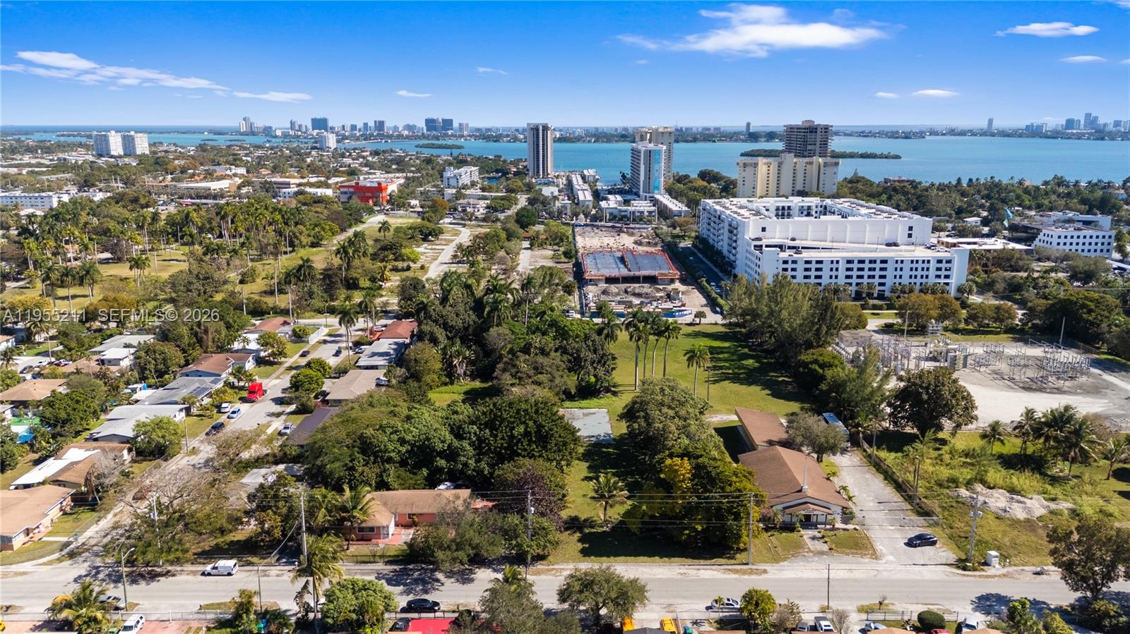   /   кв.футов $ 2026-03-29 0 Фото