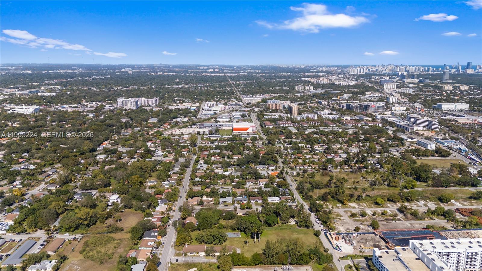   /   кв.футов $ 2026-03-29 0 Фото