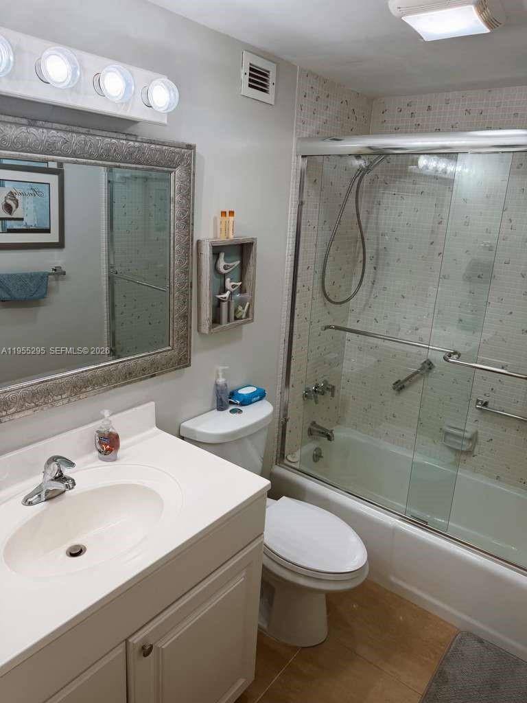 Photo of 400 Kings Point Dr  #625, Sunny Isles Beach, Florida, 33160 - 