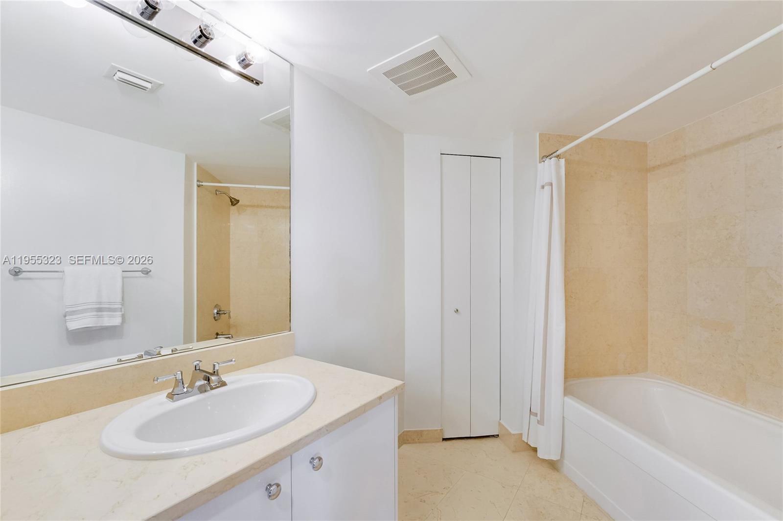 Photo of 19900 Country Club Dr #702, Aventura, Florida, 33180 - Could be converted to en suite bathroom