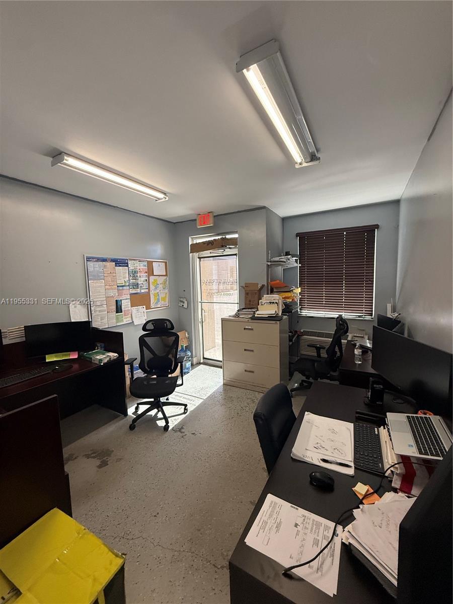 See details 6 / sq. ft. $ 2026-01-29 0 Photo