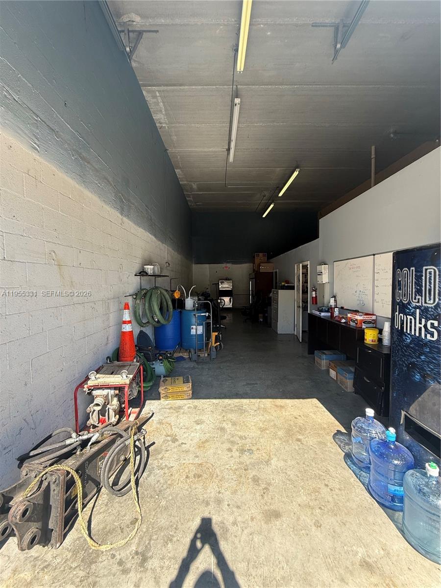 See details 6 / sq. ft. $ 2026-01-29 0 Photo