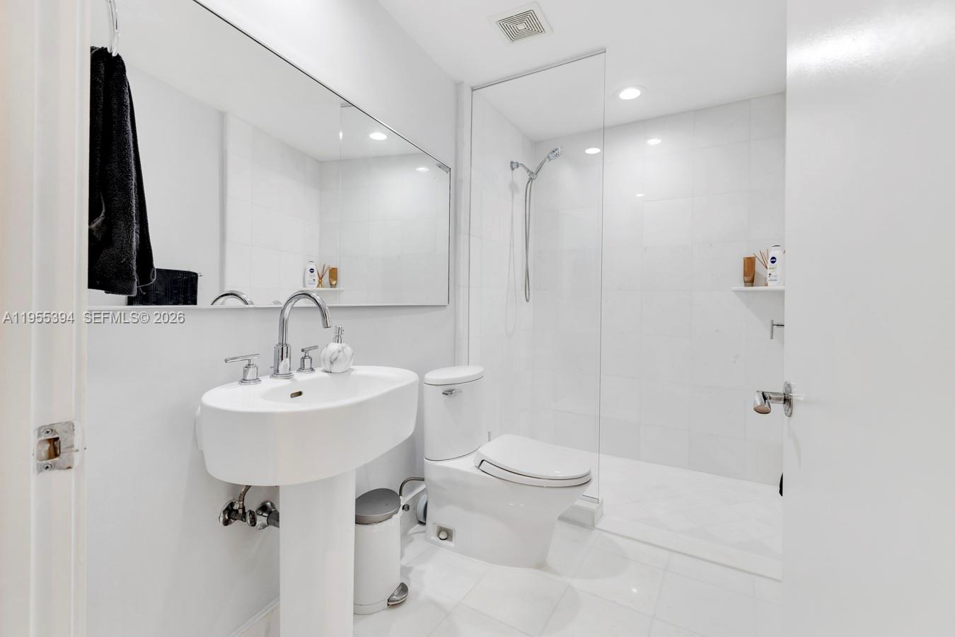 Photo of 2950 188th St #315, Aventura, Florida, 33180 -