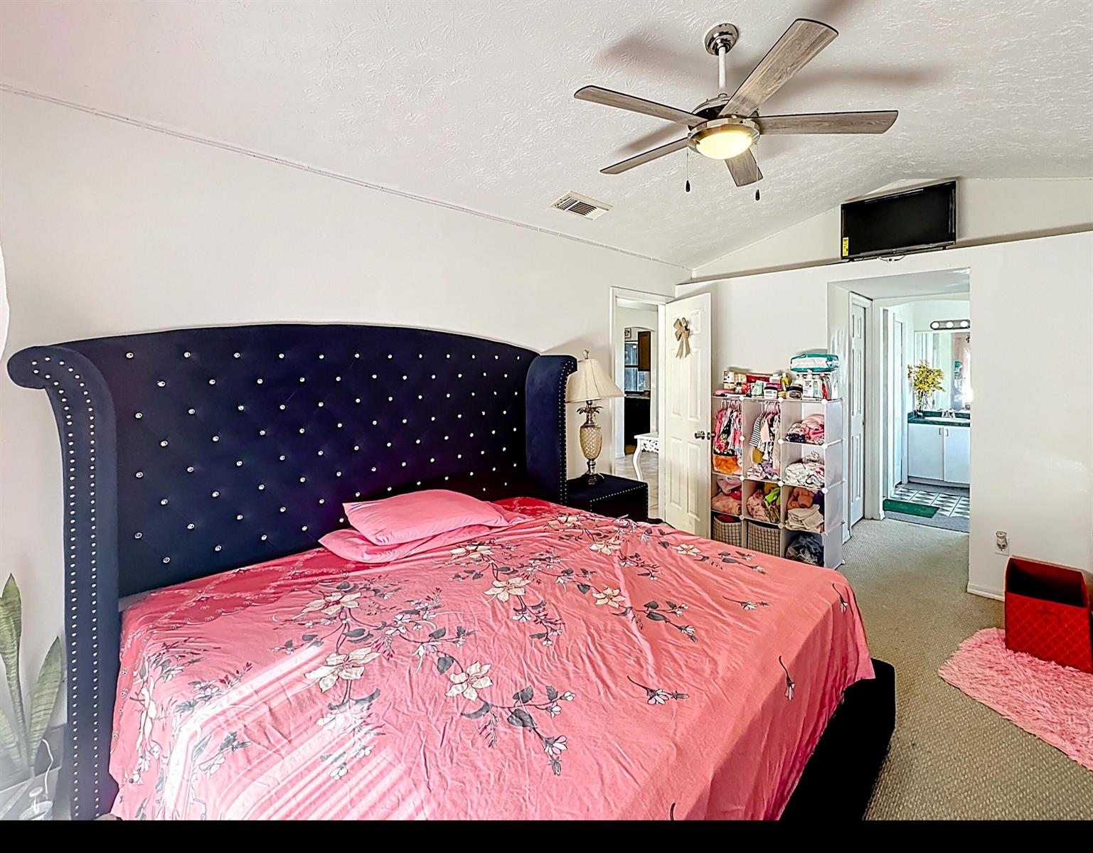 Ver detalles 2091 3 / 2 1404 sq. ft. $ 2026-03-12 0 foto
