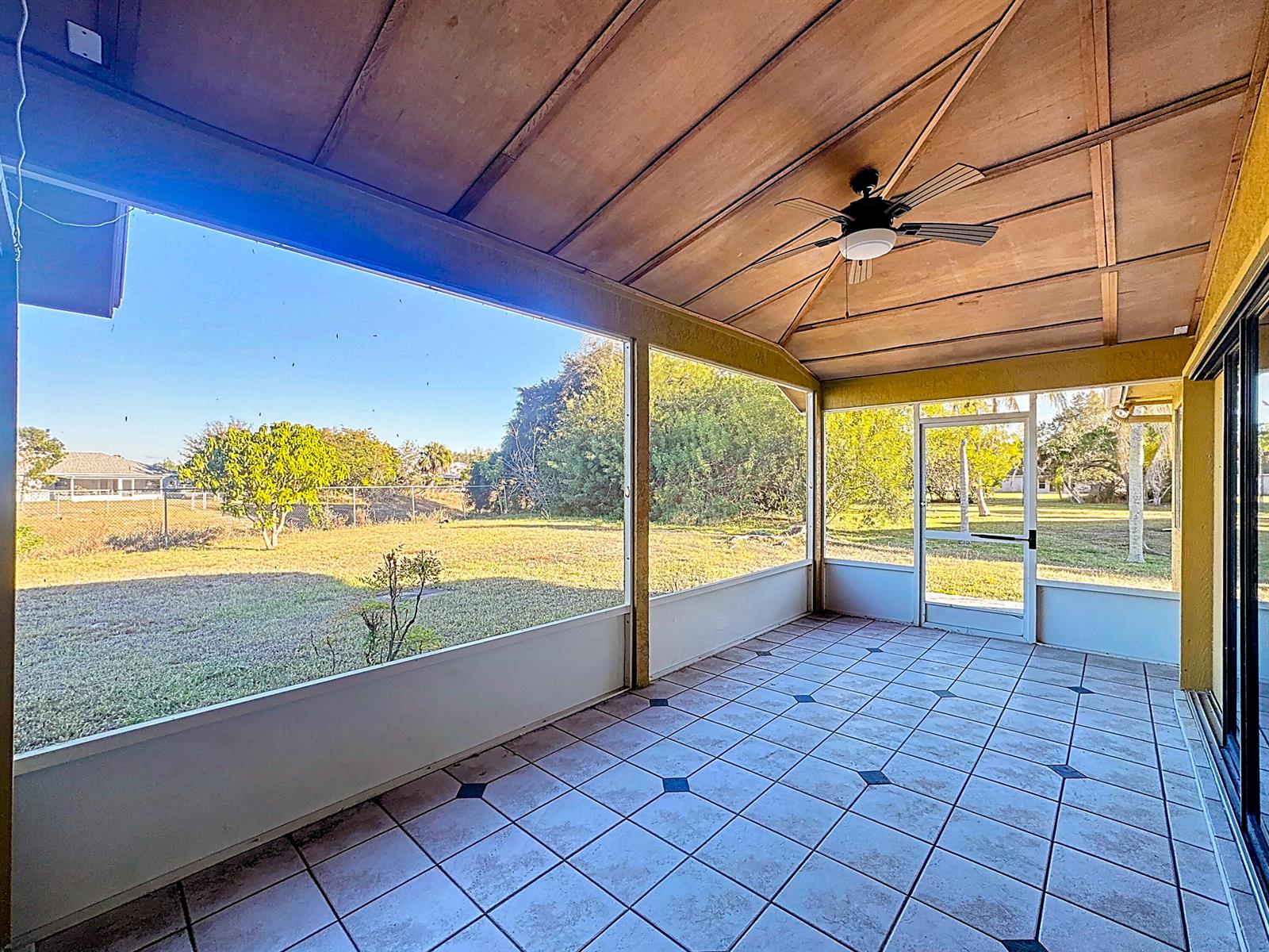 Ver detalles 2091 3 / 2 1404 sq. ft. $ 2026-03-12 0 foto