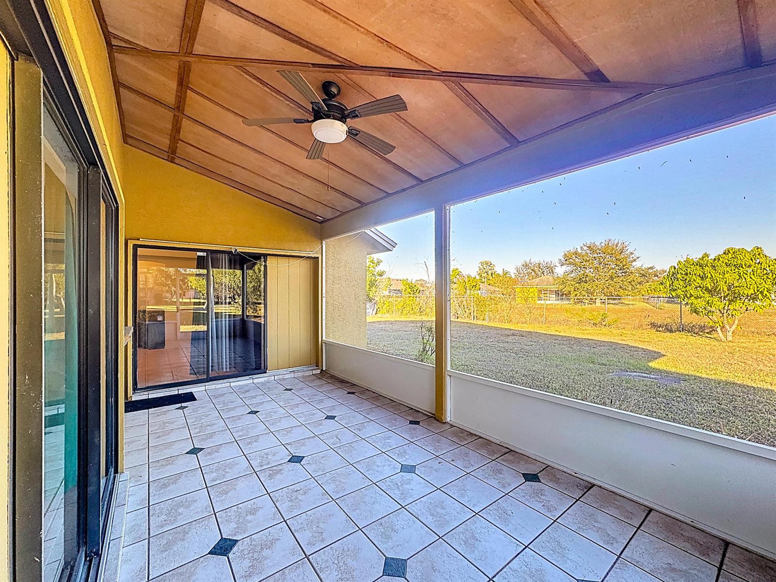 Ver detalles 2091 3 / 2 1404 sq. ft. $ 2026-03-12 0 foto