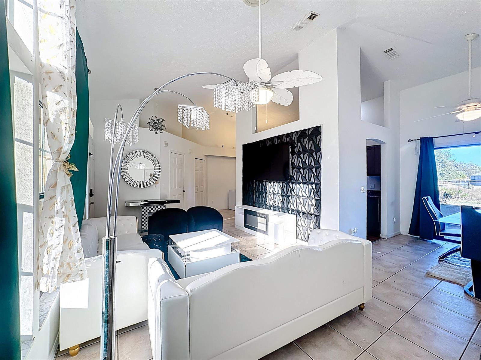 Ver detalles 2091 3 / 2 1404 sq. ft. $ 2026-03-12 0 foto