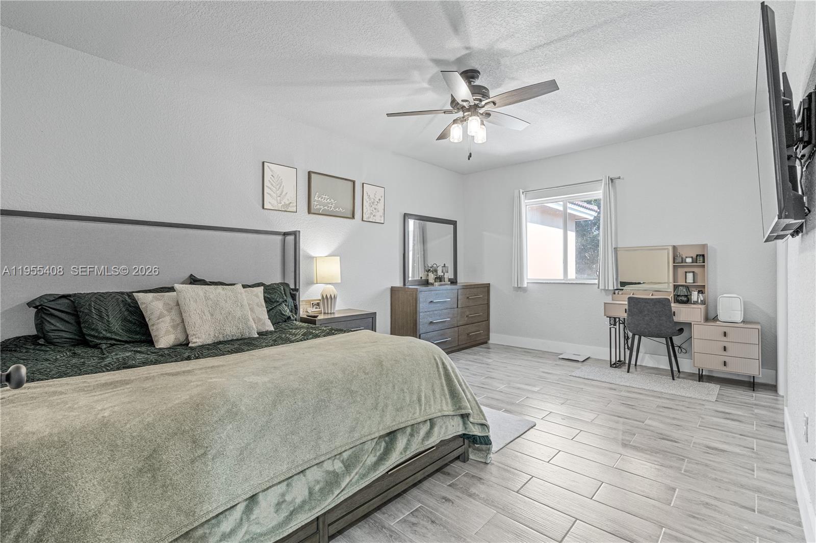 Ver detalles 2 / 3 1431 sq. ft. $ 2026-05-19 0 foto