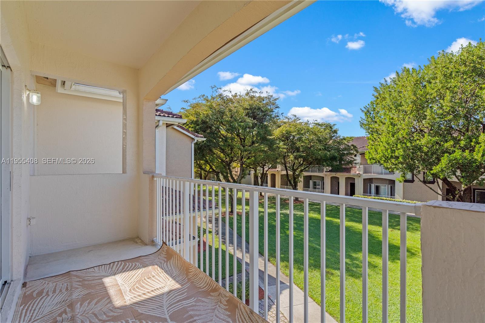 Ver detalles 2 / 3 1431 sq. ft. $ 2026-05-19 0 foto
