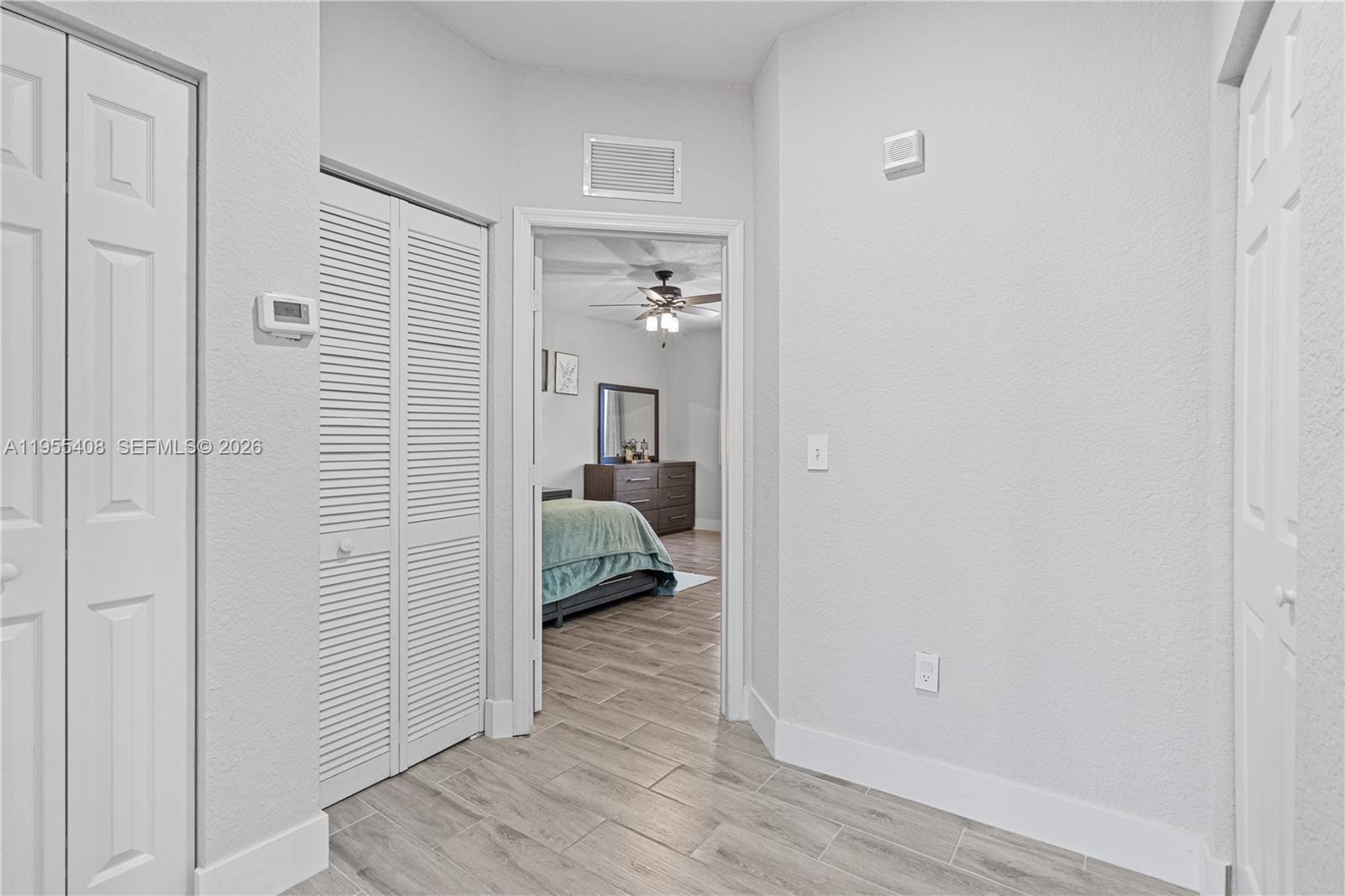 Ver detalles 2 / 3 1431 sq. ft. $ 2026-05-19 0 foto
