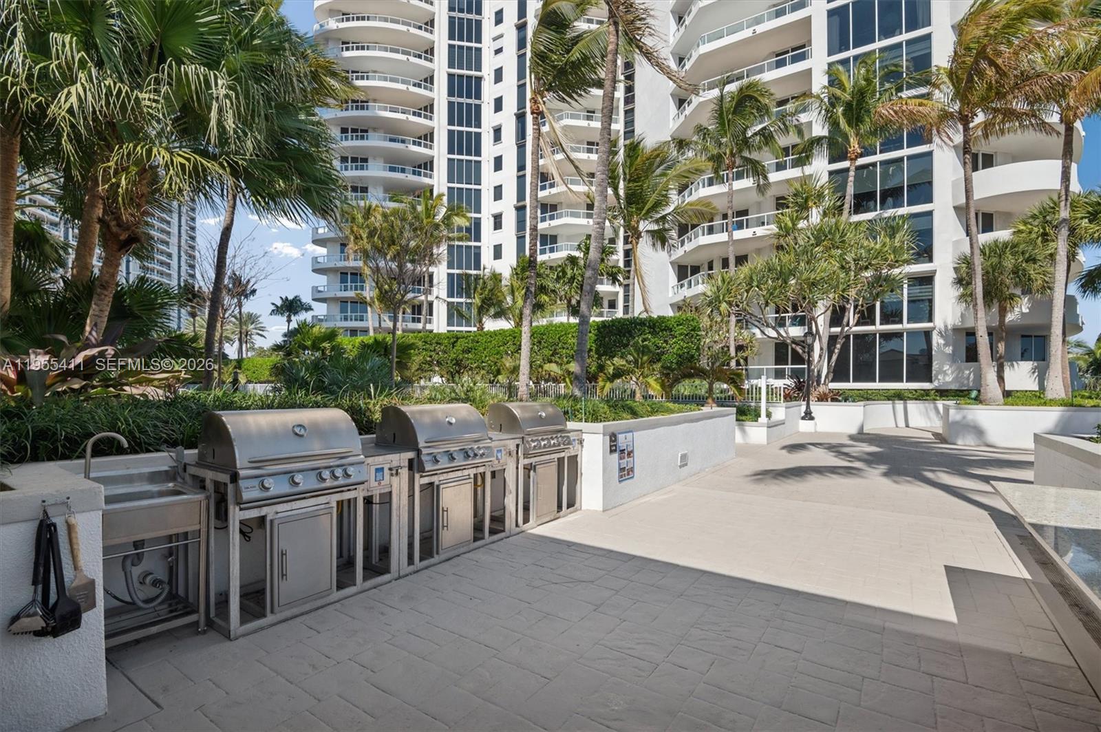 Photo of 21200 Point Pl #504, Aventura, Florida, 33180 -