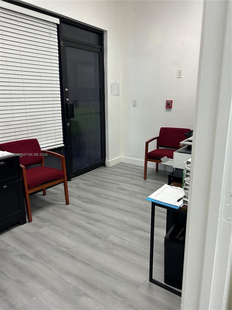   /   sq. ft. $ 2026-01-29 0 foto