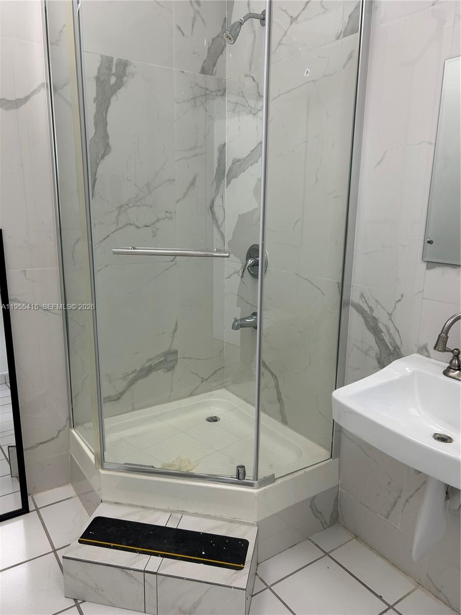   /   sq. ft. $ 2026-01-29 0 foto