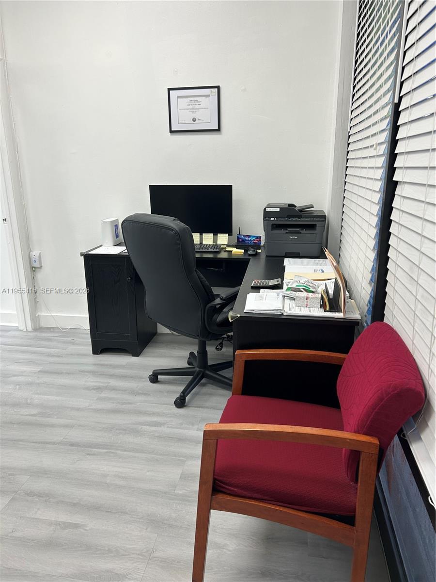   /   sq. ft. $ 2026-01-29 0 foto