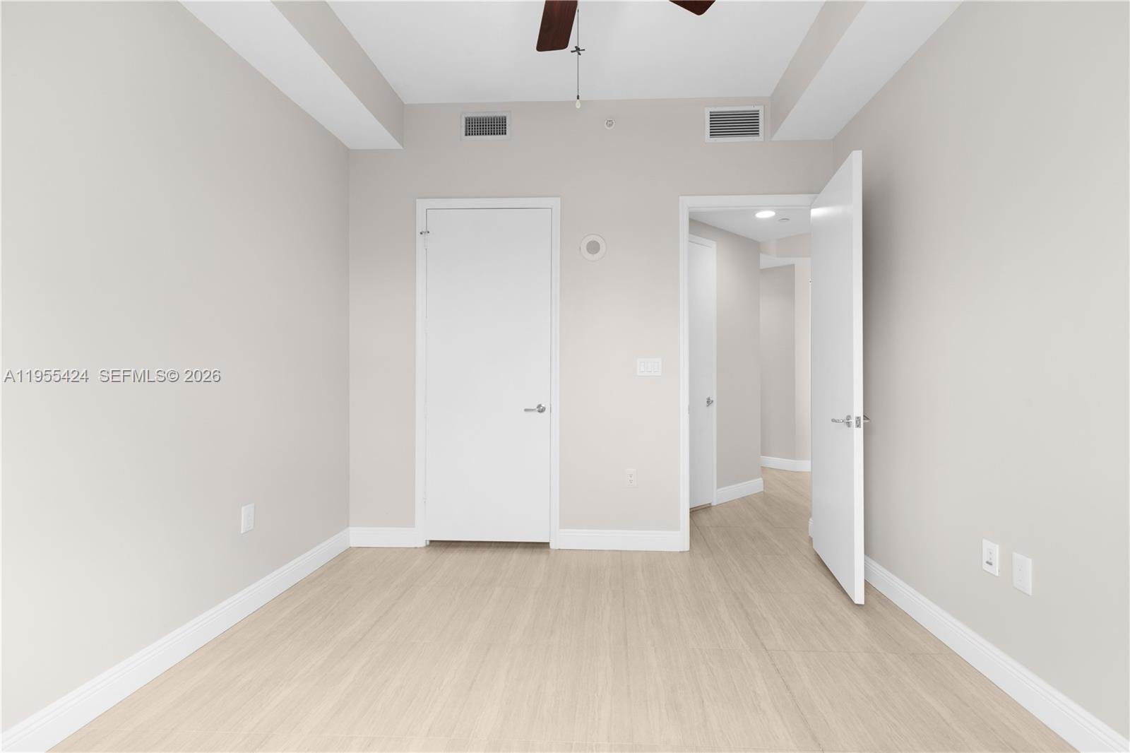 Photo of 20000 Country Club Dr  #402, Aventura, Florida, 33180 - 