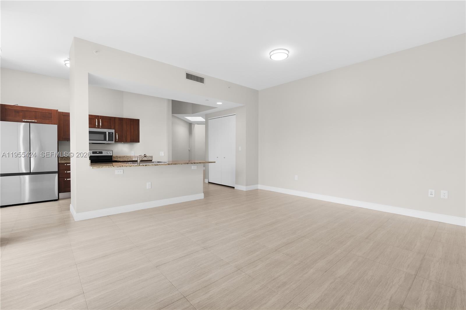 Photo of 20000 Country Club Dr  #402, Aventura, Florida, 33180 - 