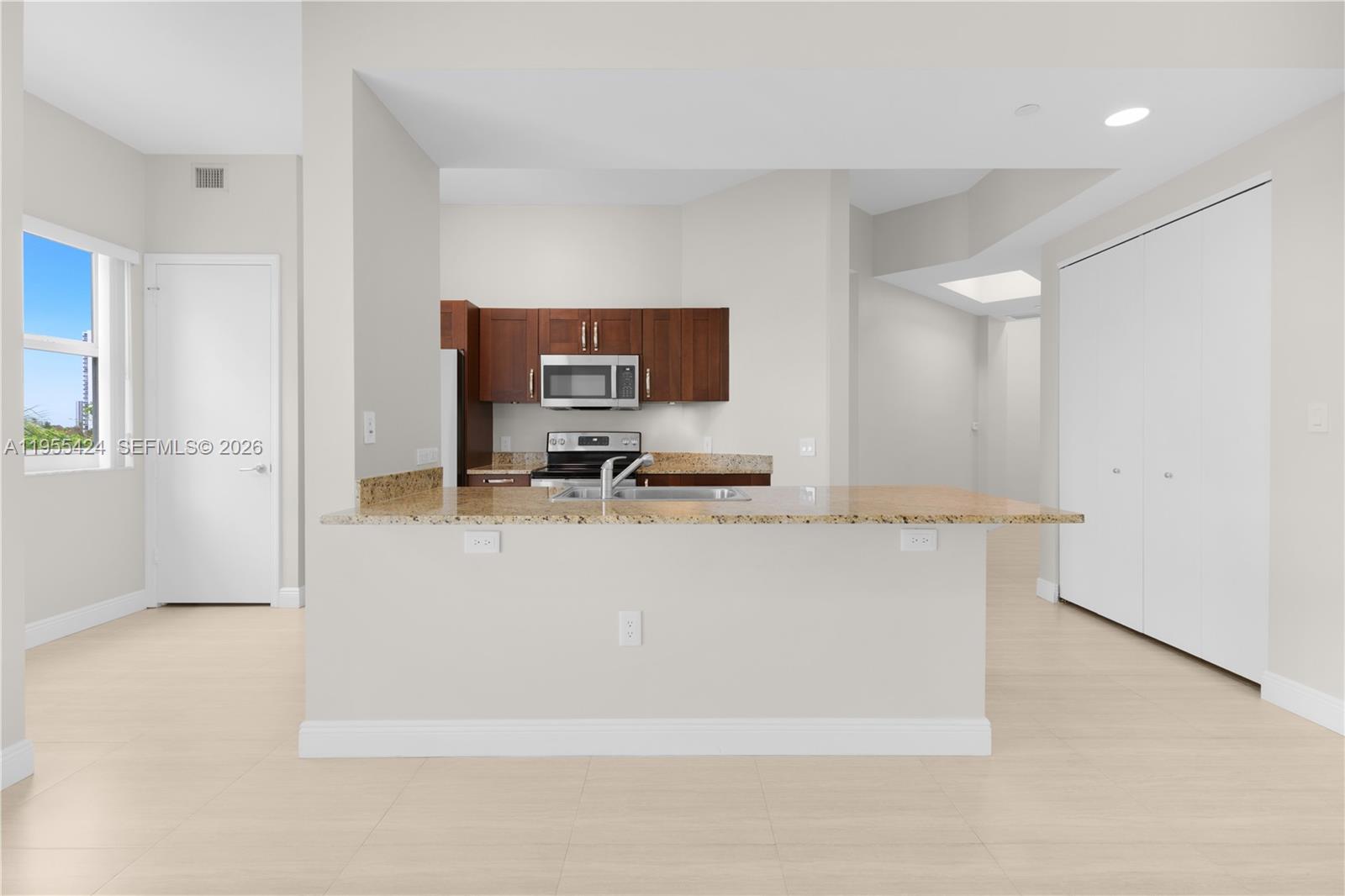 Photo of 20000 Country Club Dr  #402, Aventura, Florida, 33180 - 