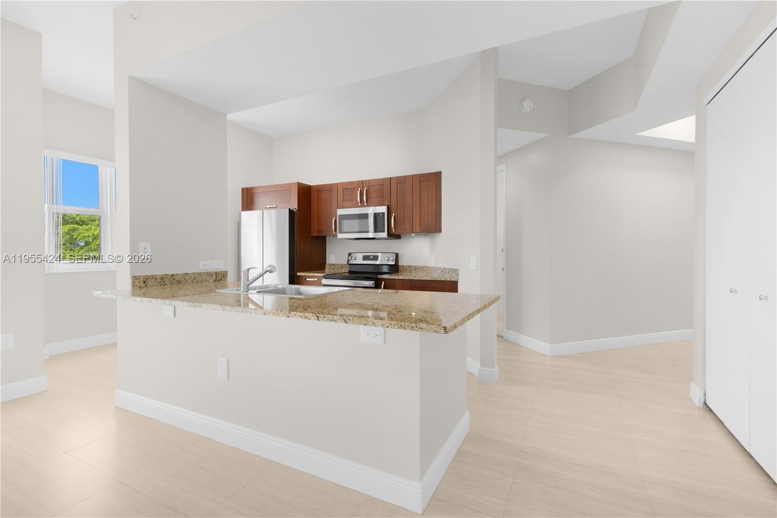 Photo of 20000 Country Club Dr  #402, Aventura, Florida, 33180 - 