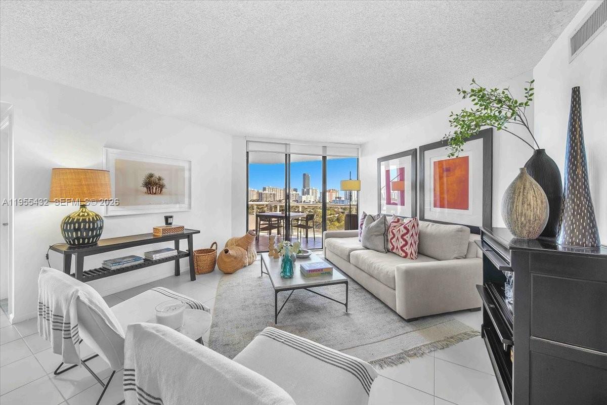 Photo of 3610 Yacht Club Dr #1001, Aventura, Florida, 33180 -