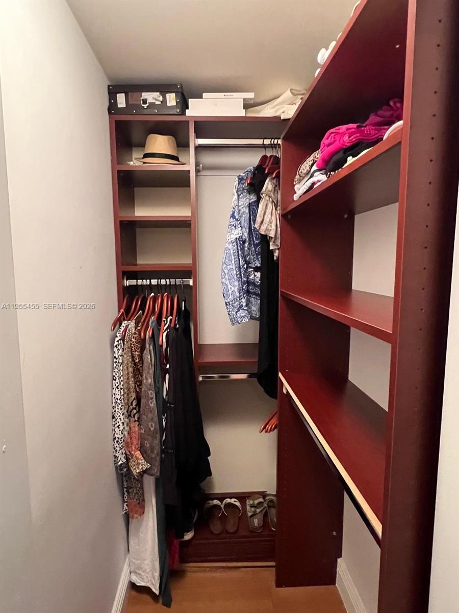 Photo of 19955 38th Ct #606, Aventura, Florida, 33180 -