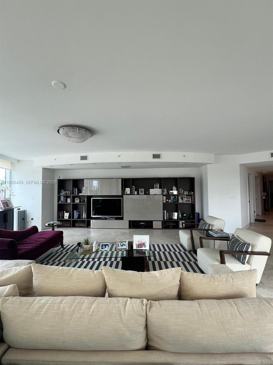 Photo of 19955 38th Ct #606, Aventura, Florida, 33180 -