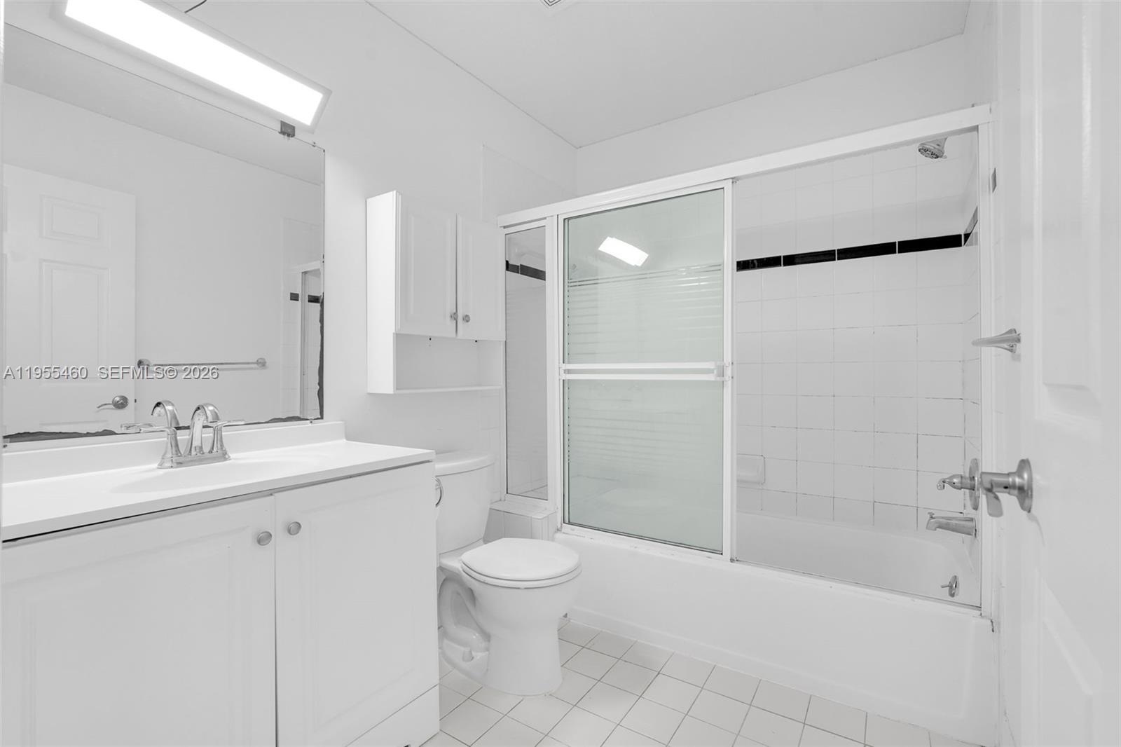 Photo of 1120 Cliffrose St  (1120), Hollywood, Florida, 33019 - 