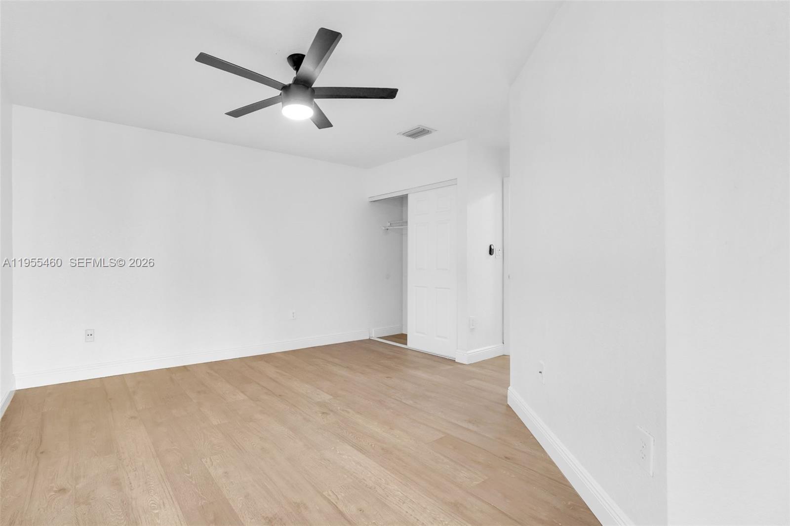 Photo of 1120 Cliffrose St  (1120), Hollywood, Florida, 33019 - 