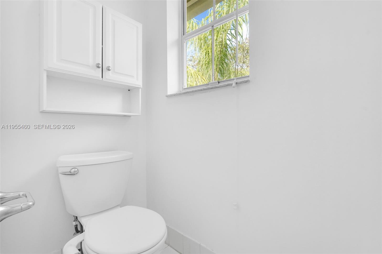 Photo of 1120 Cliffrose St  (1120), Hollywood, Florida, 33019 - 