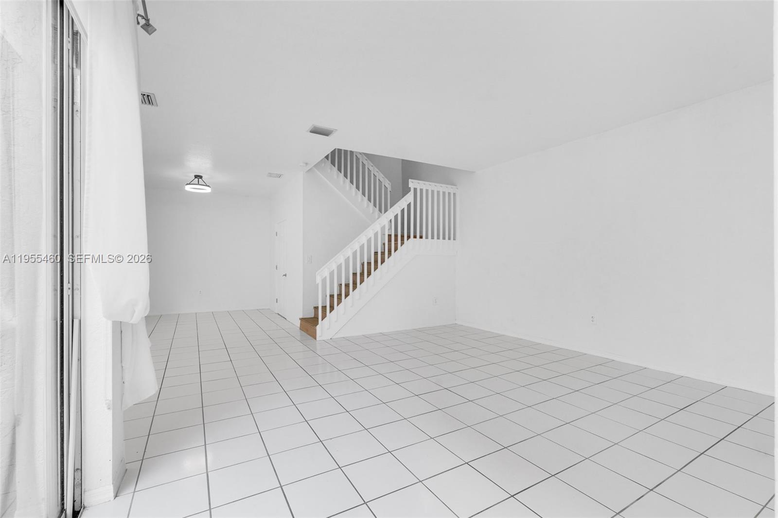 Photo of 1120 Cliffrose St  (1120), Hollywood, Florida, 33019 - 