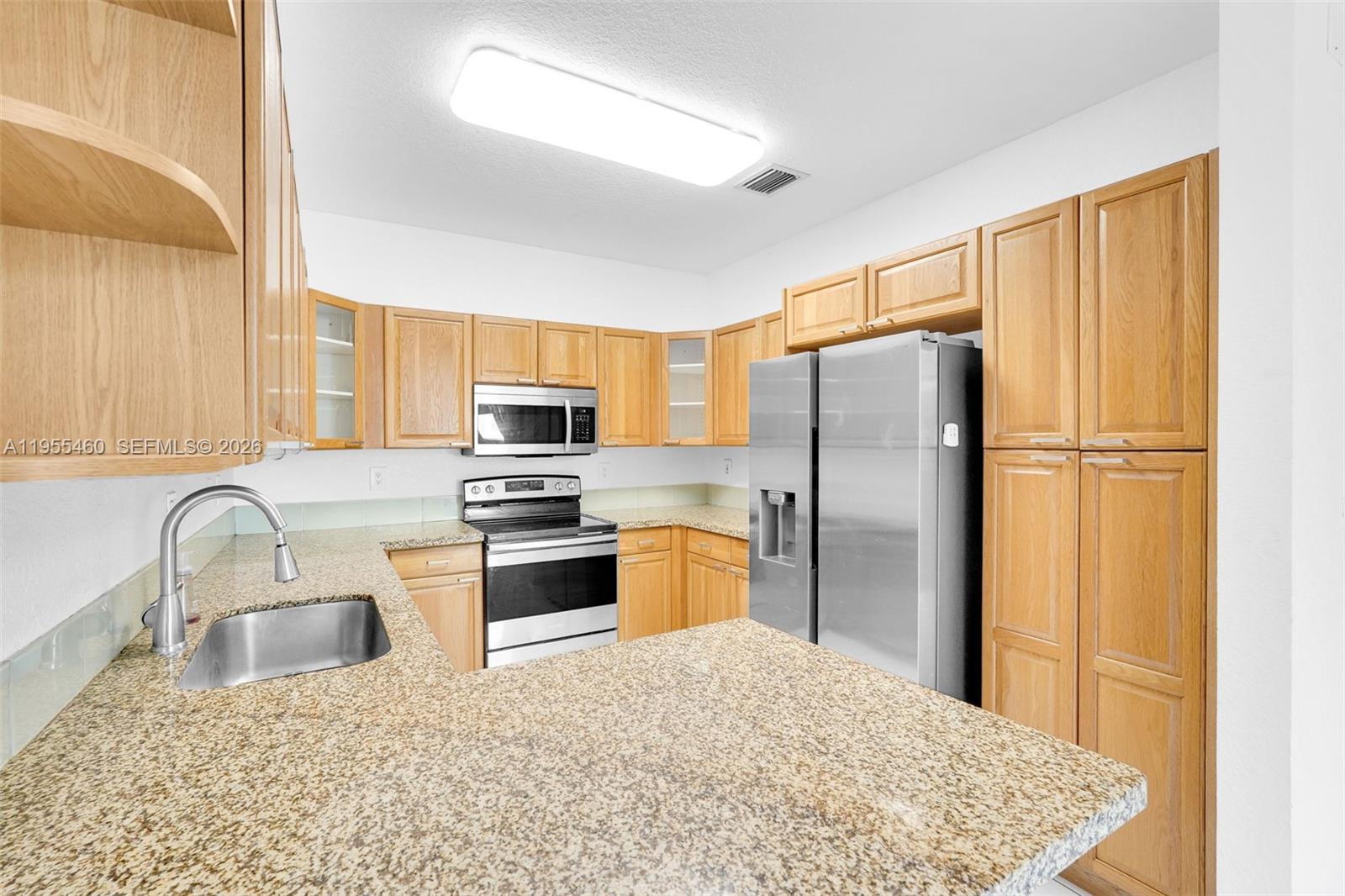 Photo of 1120 Cliffrose St  (1120), Hollywood, Florida, 33019 - 