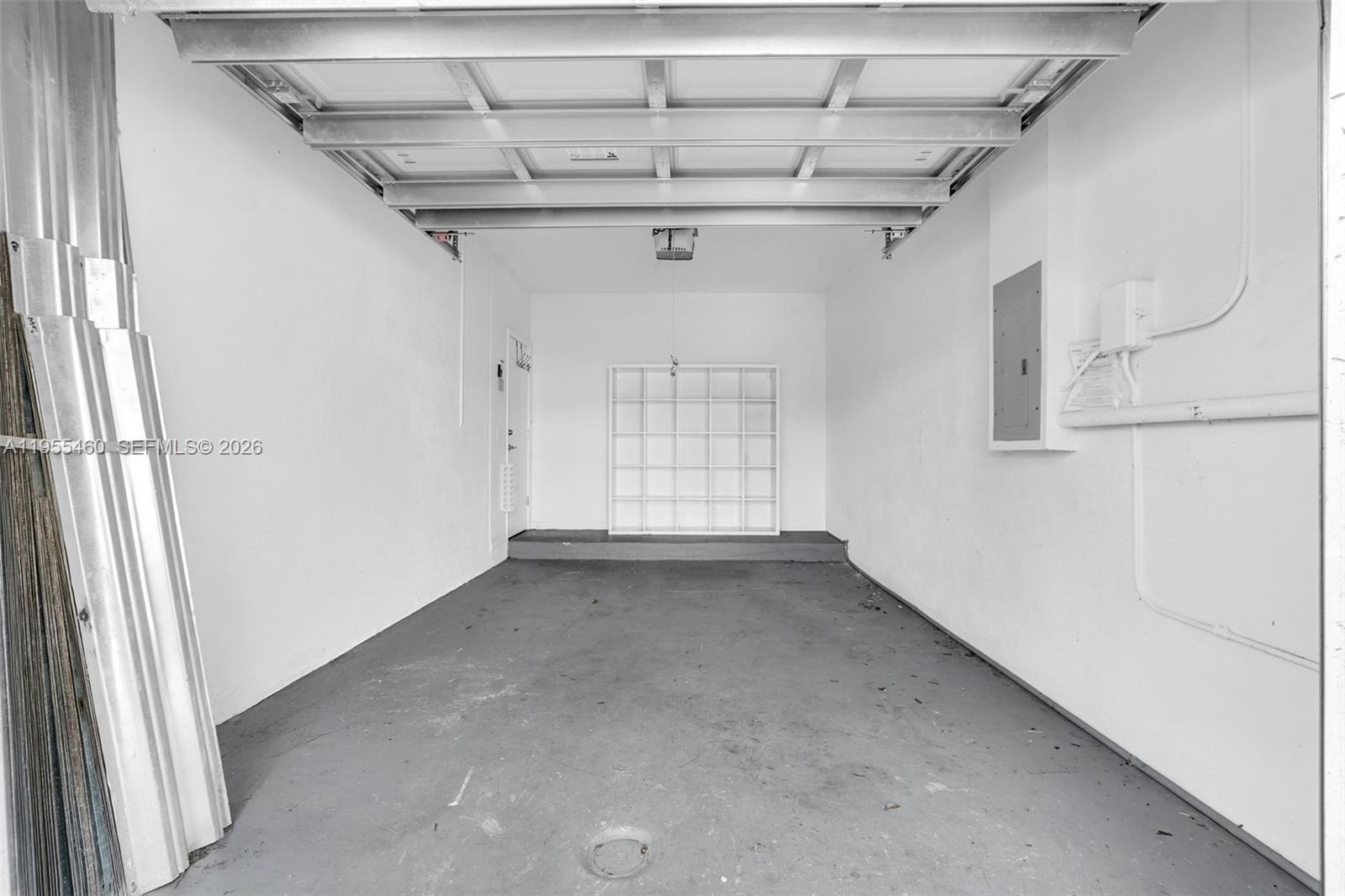 Photo of 1120 Cliffrose St  (1120), Hollywood, Florida, 33019 - 