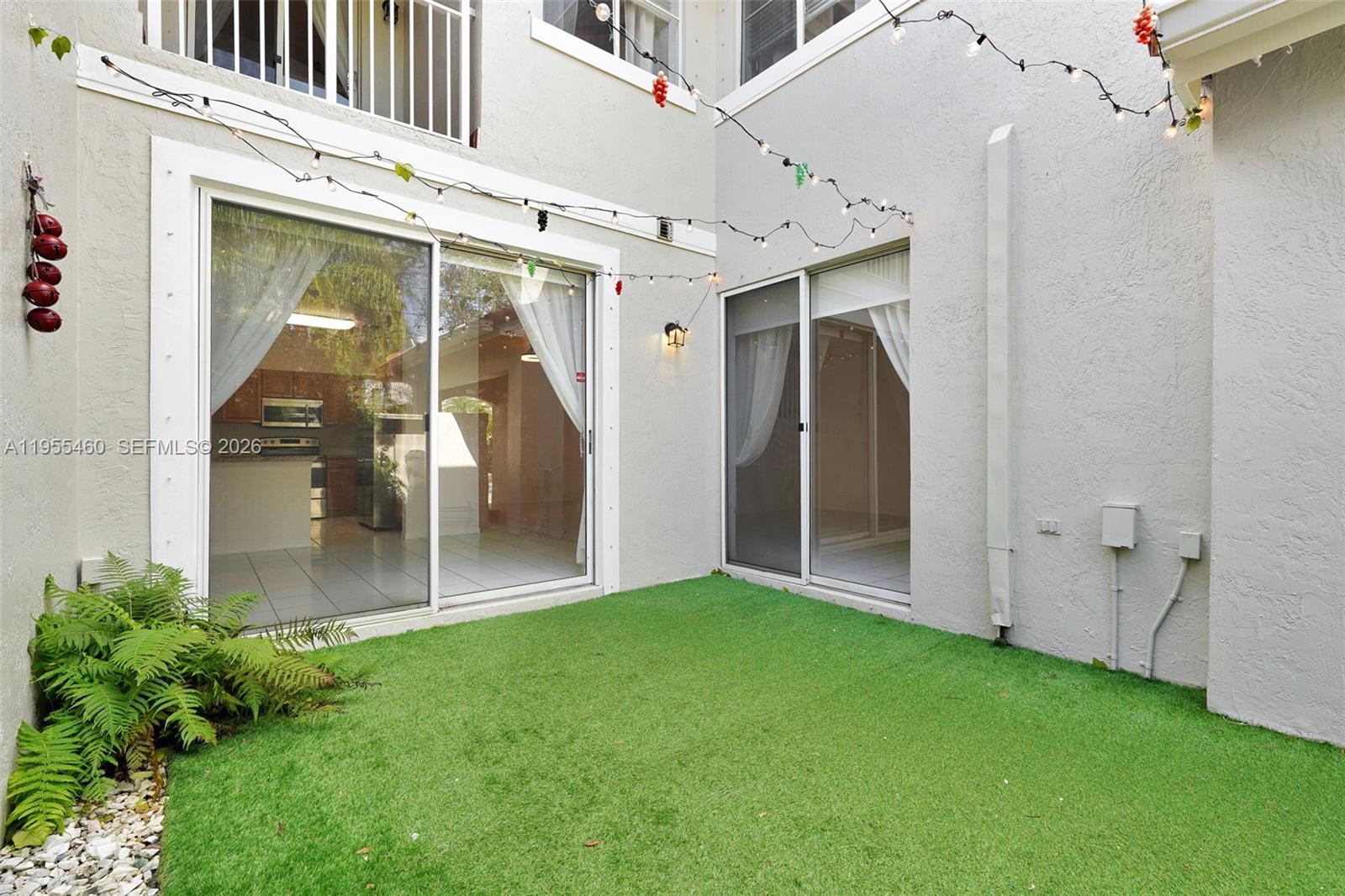 Photo of 1120 Cliffrose St  (1120), Hollywood, Florida, 33019 - 