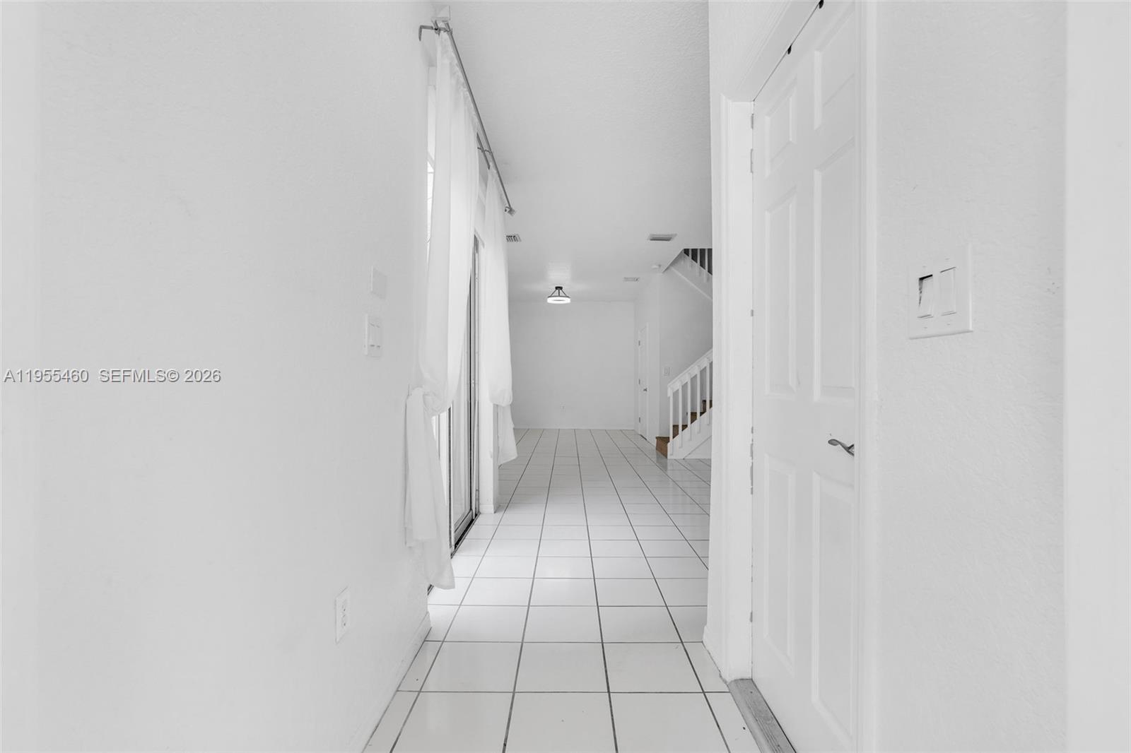 Photo of 1120 Cliffrose St  (1120), Hollywood, Florida, 33019 - 