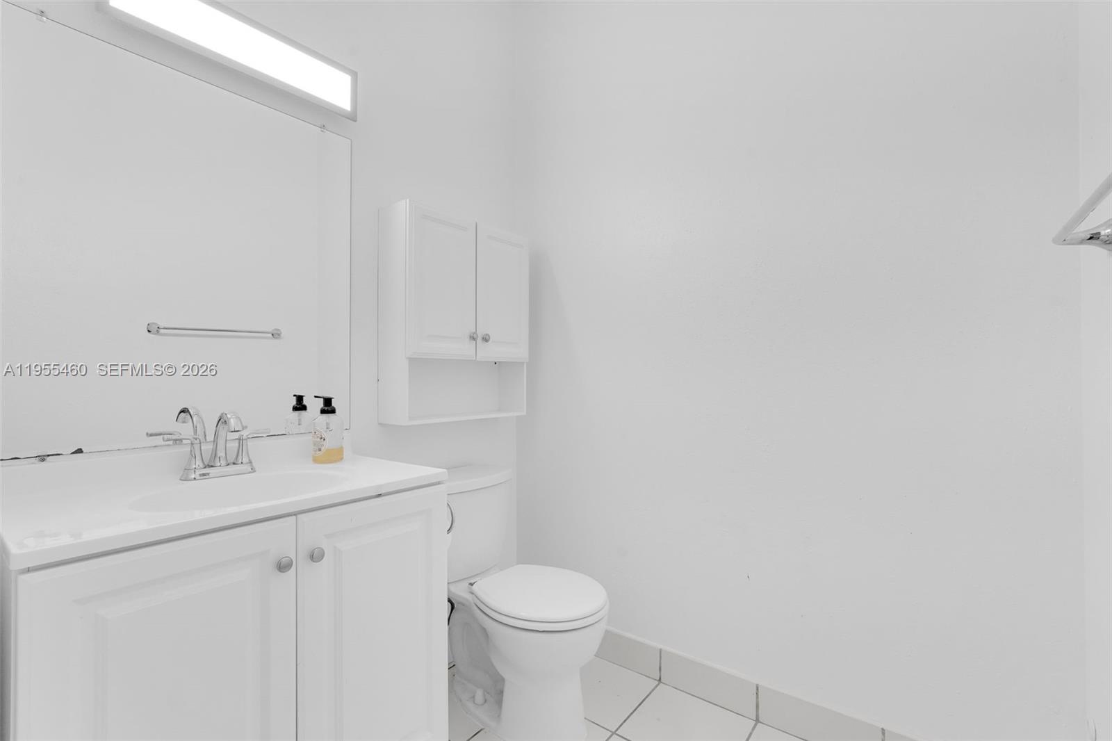 Photo of 1120 Cliffrose St  (1120), Hollywood, Florida, 33019 - 