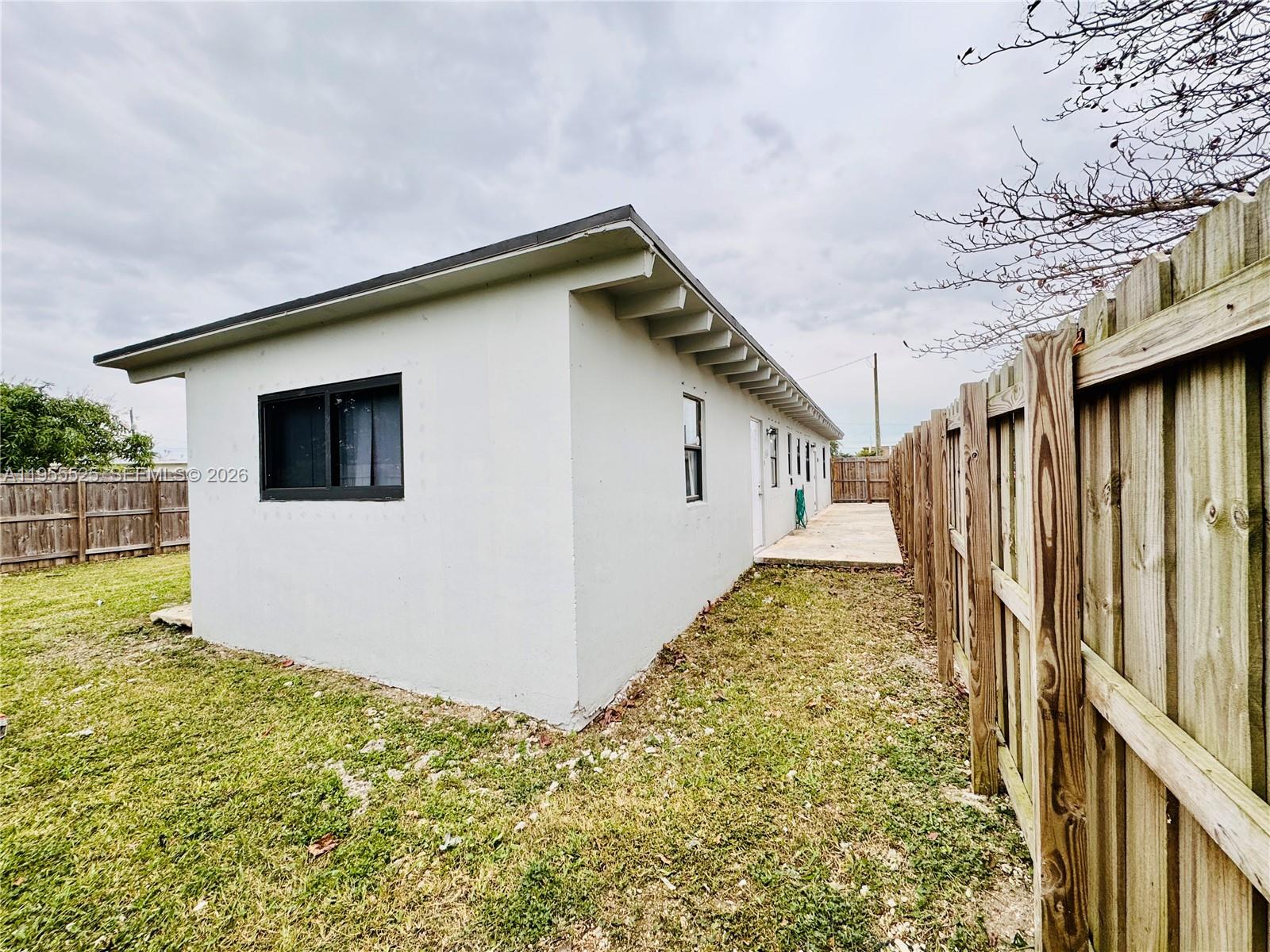   /  900 sq. ft. $ 2026-01-29 0 Photo