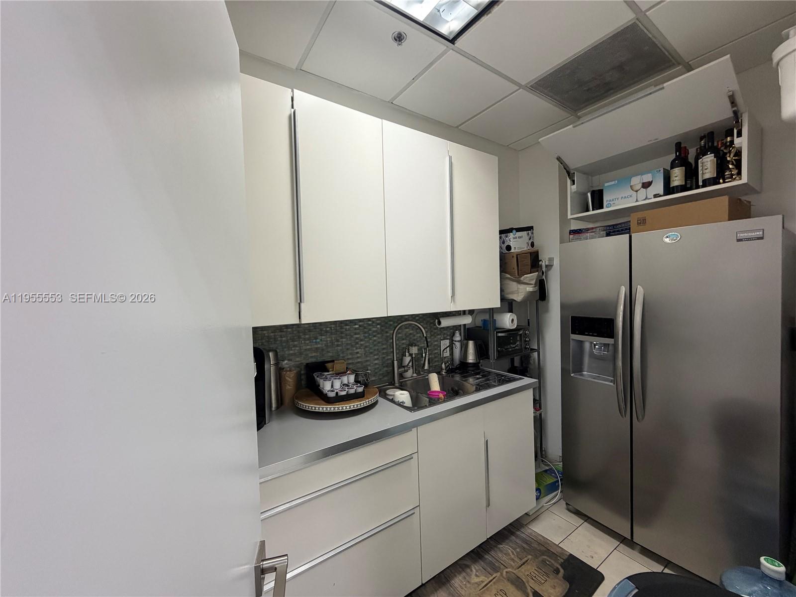 205  /   sq. ft. $ 2026-01-30 0 Photo