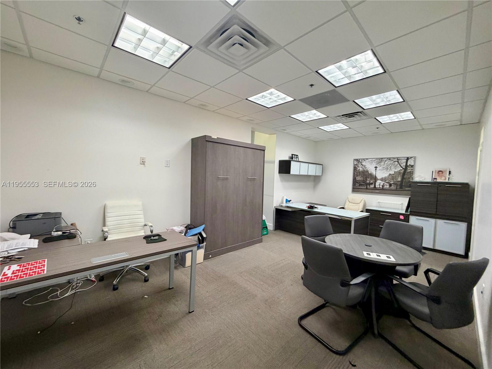 205  /   sq. ft. $ 2026-01-30 0 Photo