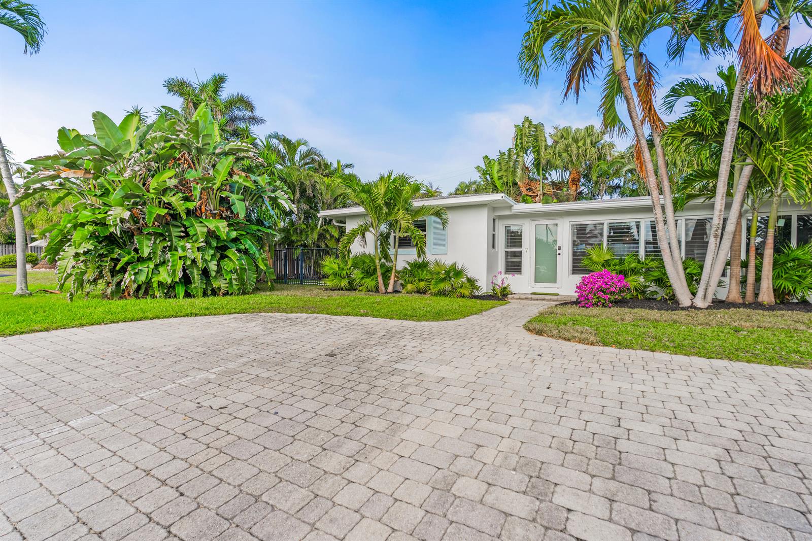 Ver detalles / 4 1844 sq. ft. $ 2026-04-01 0 foto