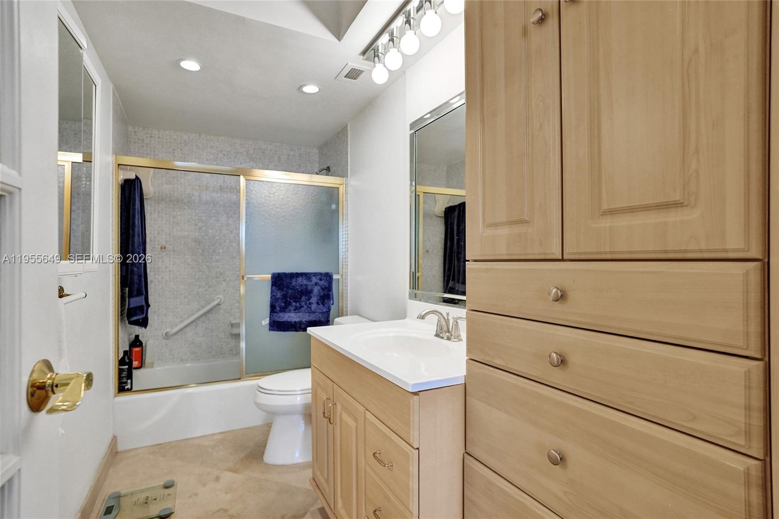 1422 2 / 2 1295 sq. ft. $ 2026-01-30 0 foto