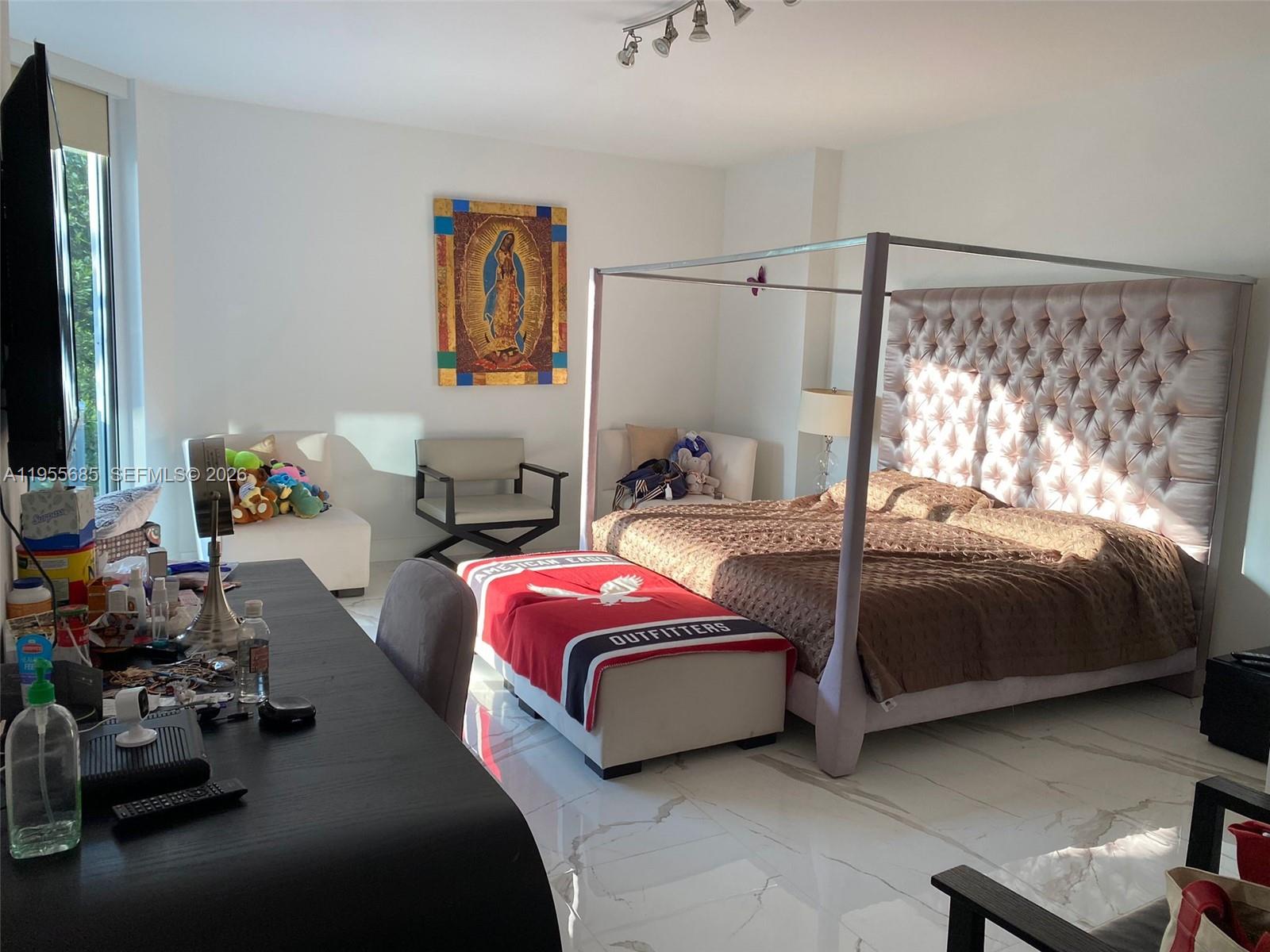 Photo of 17301 Biscayne Blvd  #206, North Miami Beach, Florida, 33160 - 