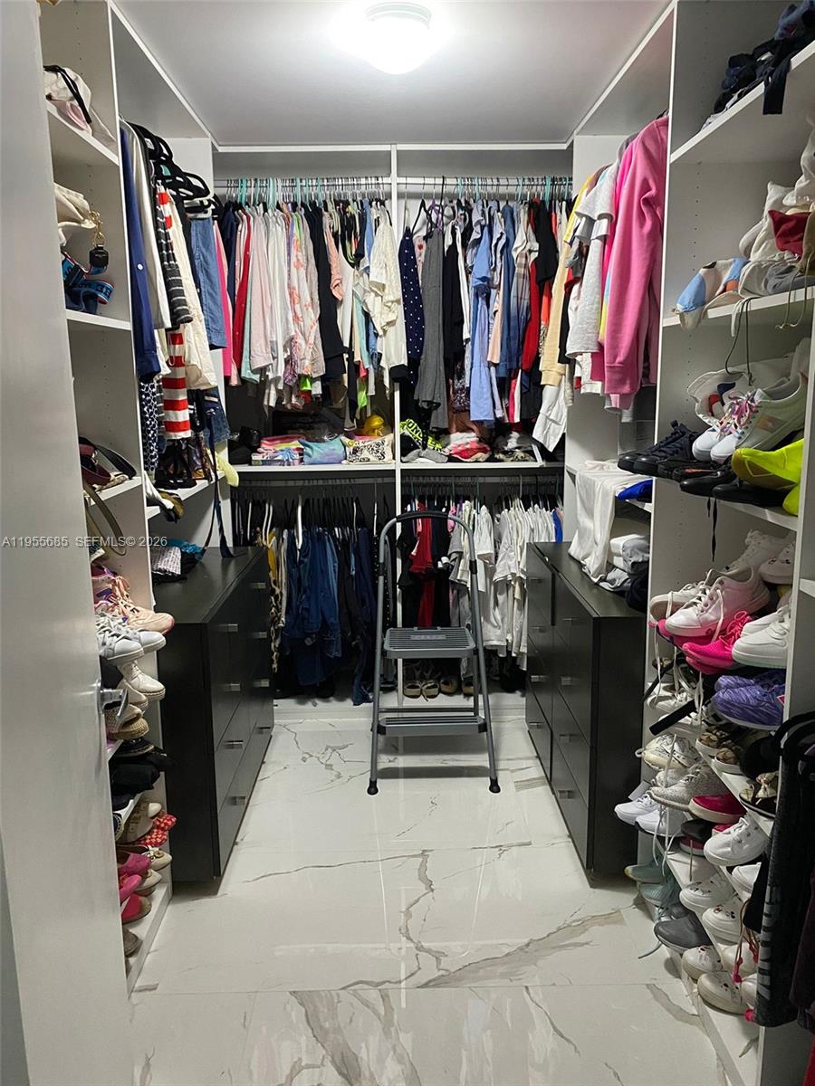 Photo of 17301 Biscayne Blvd  #206, North Miami Beach, Florida, 33160 - 